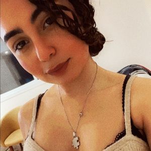 Meet your Posher, Rose